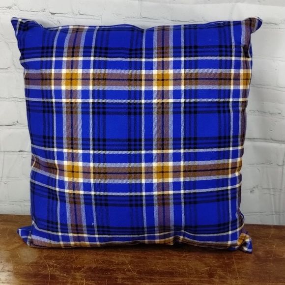 University Of California Riverside Alumni Silky Front Plaid Back Pillow - Picture 3 of 10